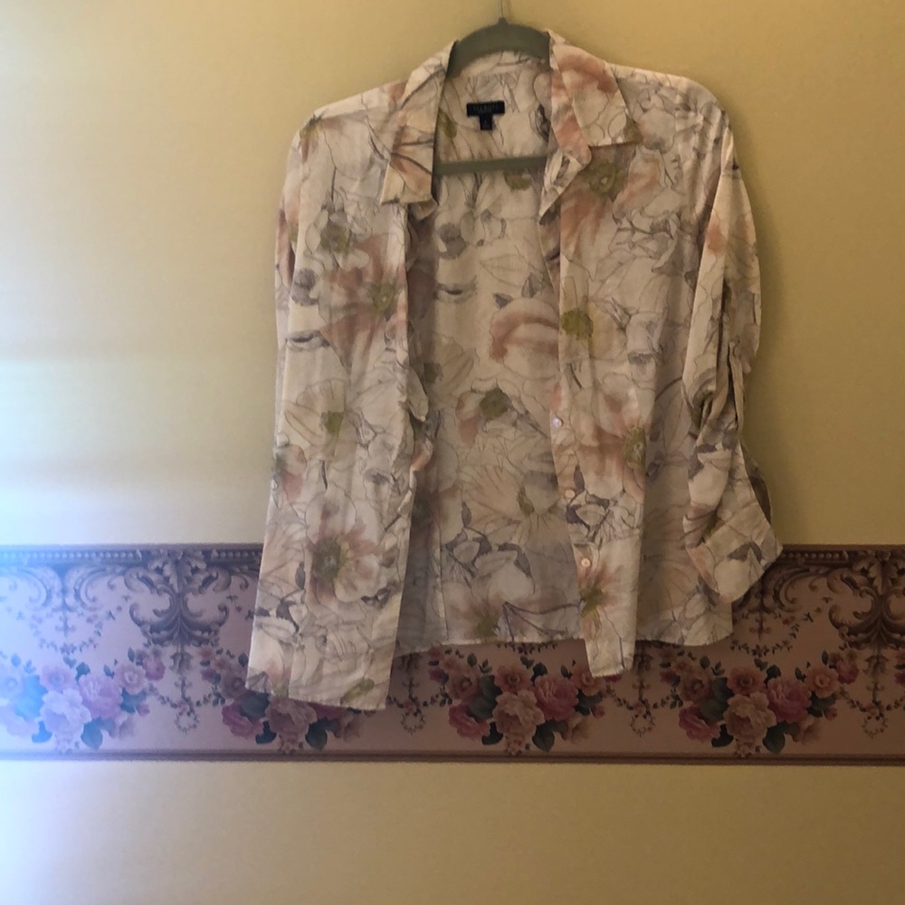 Button down top